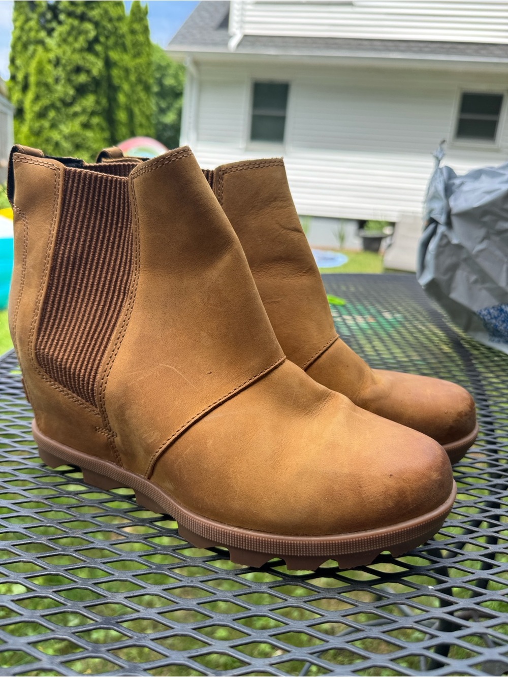 Sorel Joan of Arctic Wedge Chelsea Boot Camel Brown
Waterproof Leather